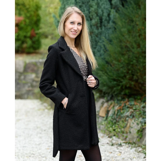Plüss fekete szövetkabát (S-XL)