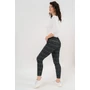 Kép 4/4 - Budmil női rugalmas leggings - fekete-fehér kockás