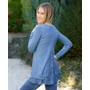 Kép 2/3 - Csipkés aljú hátul kötős kék kötött pulóver (S/M-L/XL)